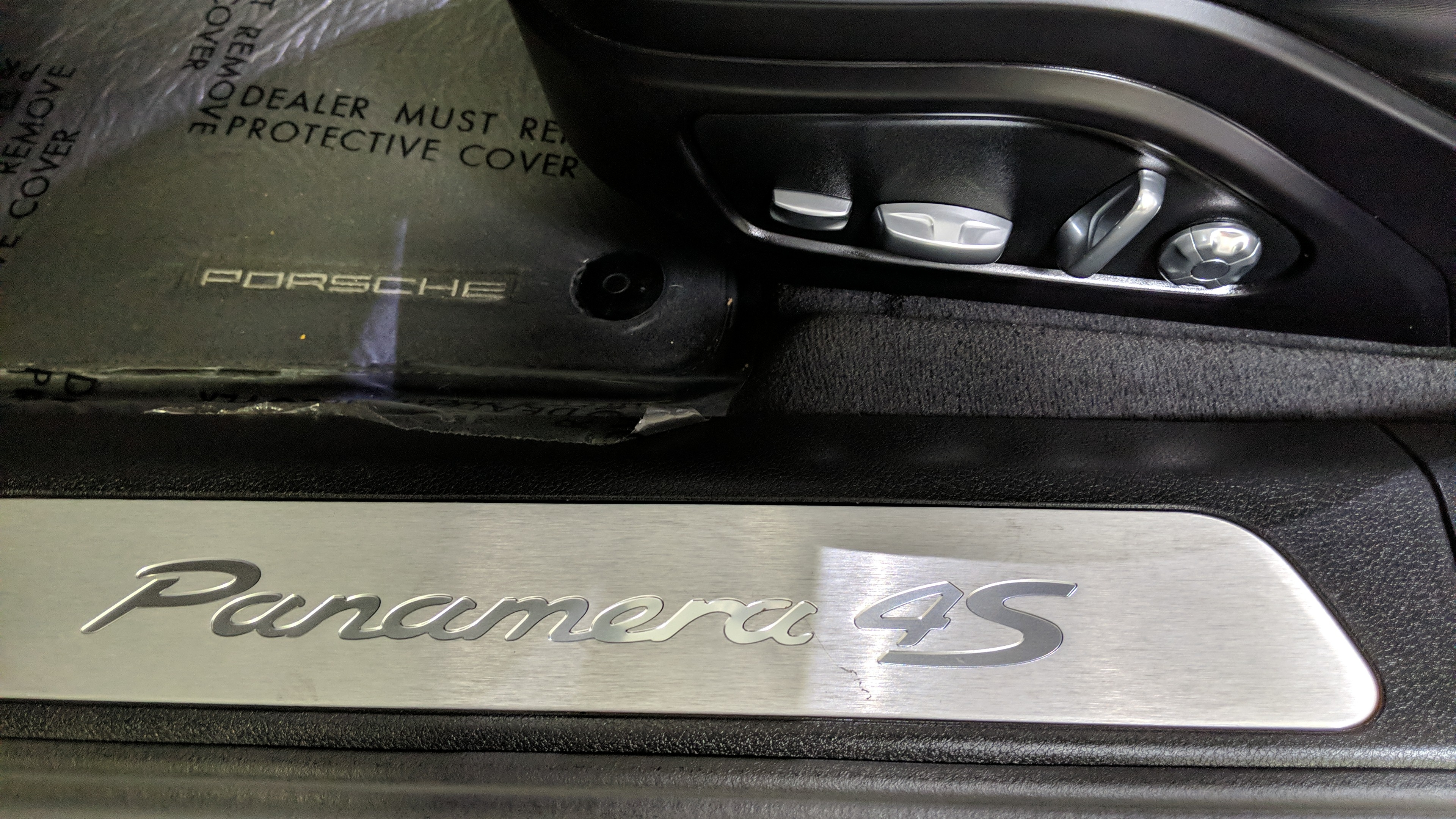 panamera花台 Vehicle details - 2018 Porsche Panamera at Greater Chicago