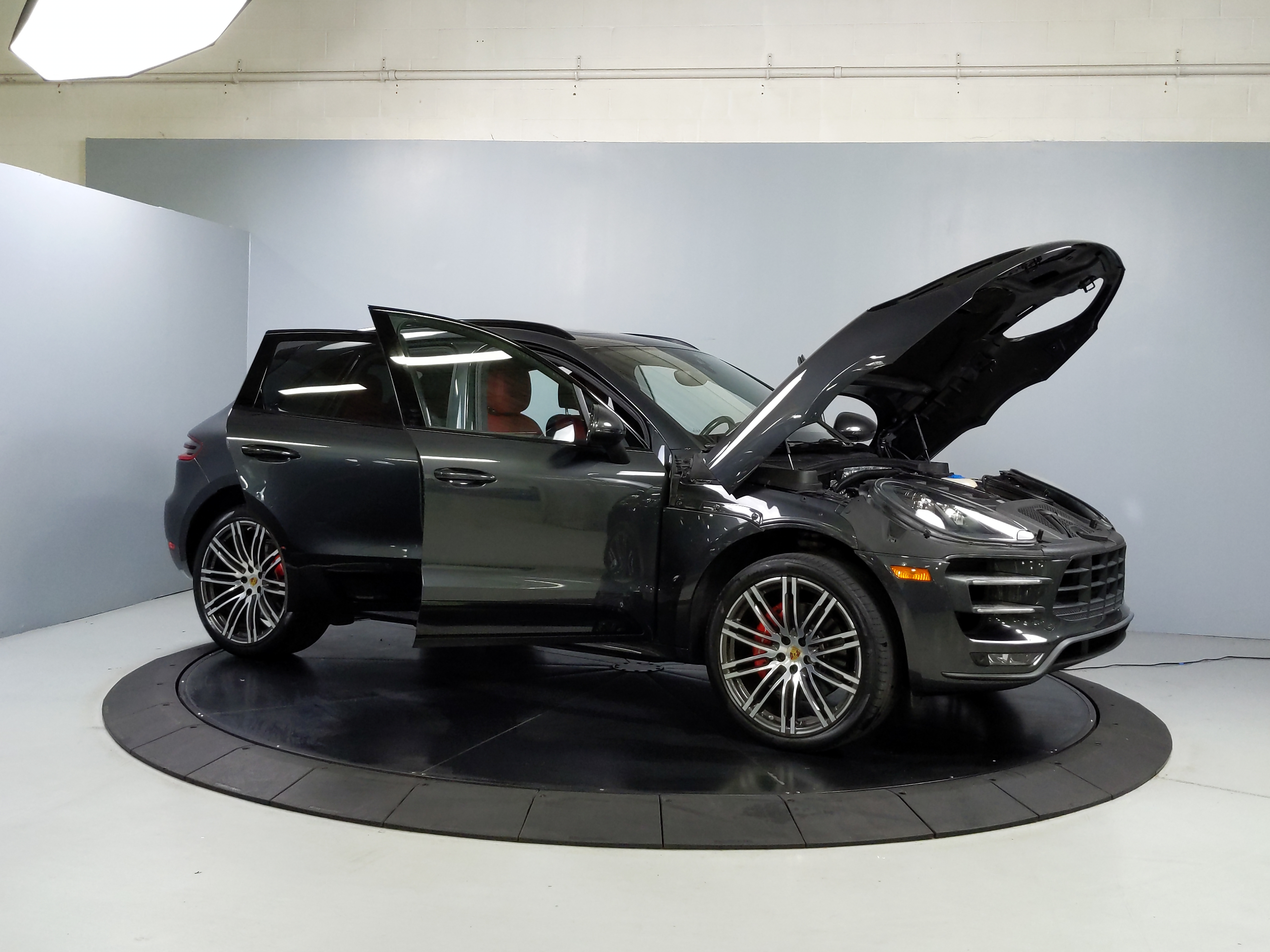 Used 2018 Porsche Macan Turbo in St. Charles, IL - Greater Chicago